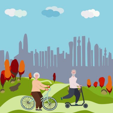 Parkta bisiklet ve kick scooter ile yaşlı çift.