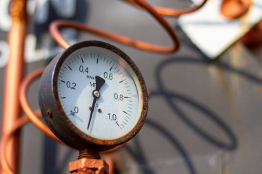 Kireç soğutma sistemi ok ölçüm cihazı ile basınç göstergesi 