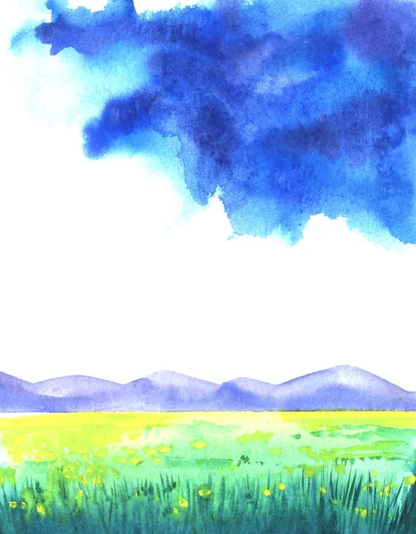 Soyut suluboya manzara arka plan. Dağ zincirinin üzerinde renkli bulutlar ve yeşil alanda çiçeklerbulanık sarı noktalar ile Aydınlık gökyüzü. Kağıt dokusu üzerine elle çizilmiş çizim.