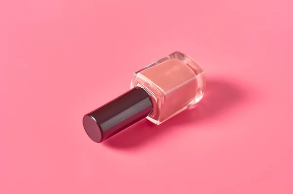 Botella Completa Esmalte Uñas Lujo Sobre Fondo Rosa Concepto Belleza —  Fotos de Stock