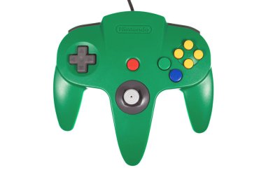 Yeşil Nintendo 64 Video Oyun Kumandasının Yakın Çekimi