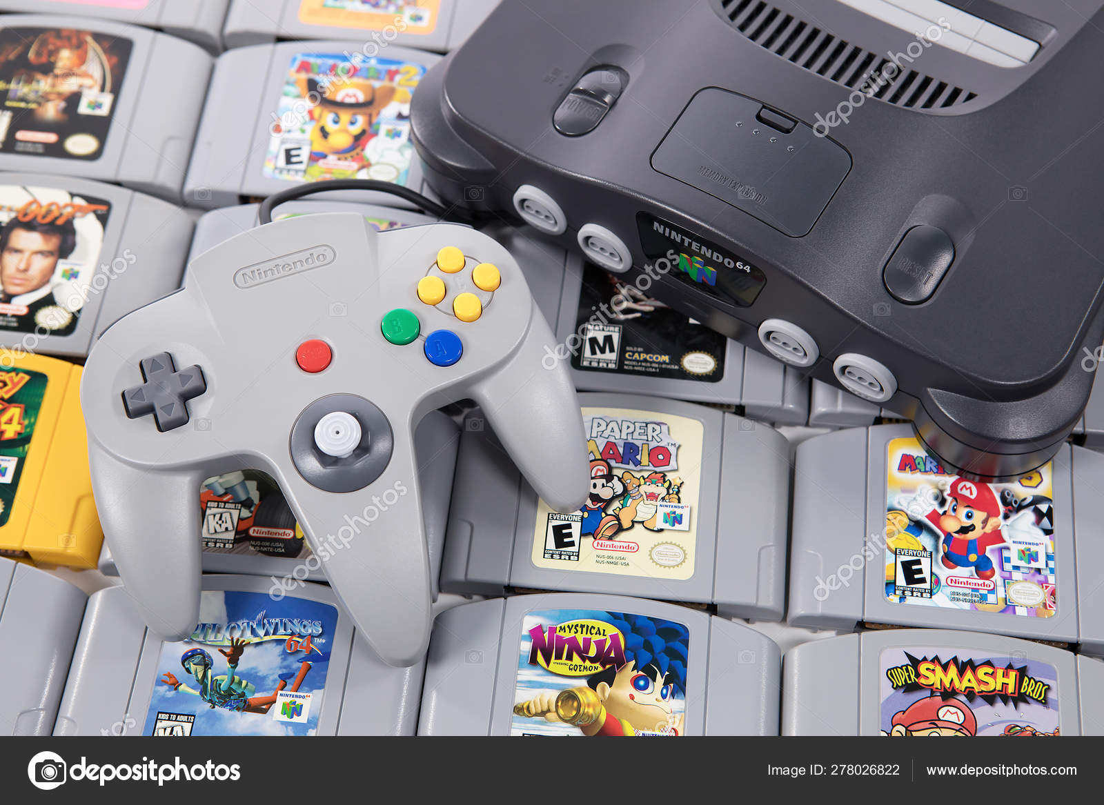 Classic Retro Video Gaming on the Nintendo N64 – Stock Editorial Photo ©  robtek #278026822