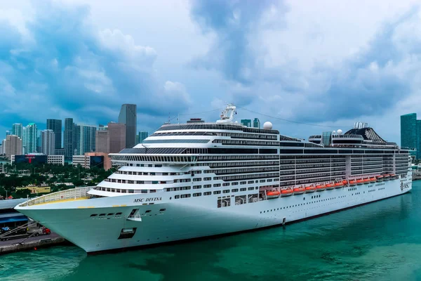 Miami Florida März 2014 Msc Divina Kreuzfahrtschiff Miami Florida — Stockfoto