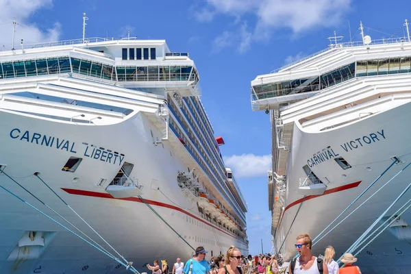 Grand Turk Turken Caicos Eilanden April 2014 Carnival Liberty Carnaval — Stockfoto