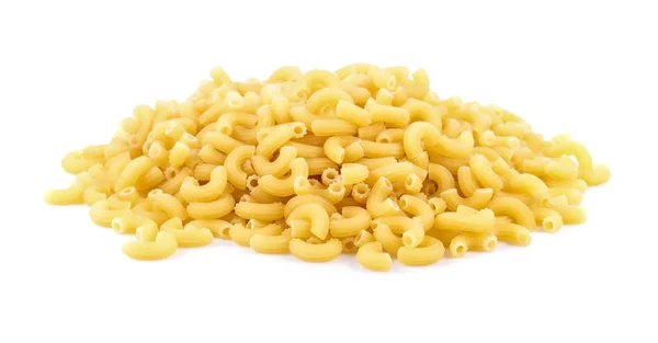 makarna makarna yakın çekim üzerinde beyaz izole