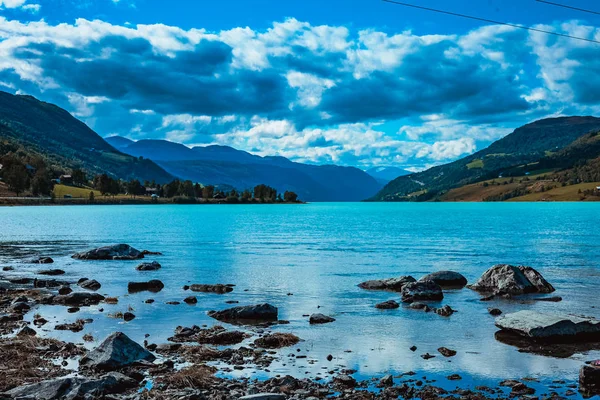 Prachtige Noorse Landschap Van Ideale Fjord Met Bergen Weg Naar — Stockfoto