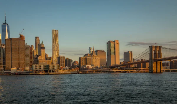 Blootstelling Buurt Van Brooklyn Bridge Park Greenway — Stockfoto