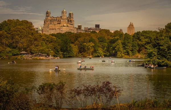 New York City Usa Skyline Van Het Centrale Park Lake — Stockfoto