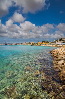 Bonaire, dalgıçlar cennet hoş geldiniz. Bonaire adlı gelen, yakalama sermaye Bonaire adlı gemi, onun paradisiac plajları ve su ile Karayip Hollanda Bu güzel adada Kralendijk.