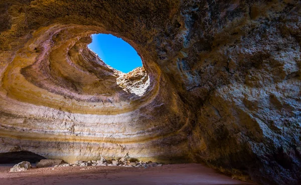 Exposición Del Interior Una Cueva Marina Costa Del Algarve Cerca — Foto de Stock