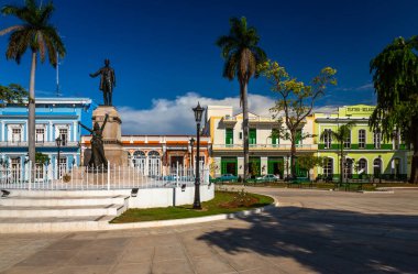 Matanzas, Küba 'nın ana meydanında güzel ve rengarenk binalarıyla teşhir edildi..