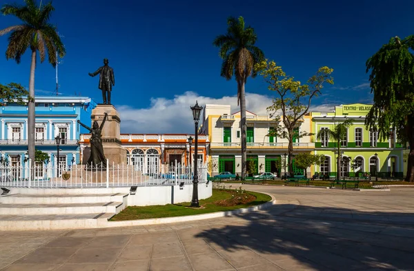 Exposición Realizada Plaza Principal Matanzas Cuba Con Sus Hermosos Coloridos —  Fotos de Stock