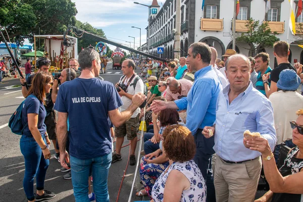 Ponta Delgada, Belediye Başkanı ilahi kutsal ruh kutlama tebrik parish Konseyi Başkanı Azores, Portekiz - 07/07/2018-