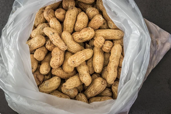 Çantada rustik fıstık