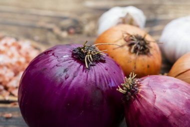 soğan tablosundaki maddeler