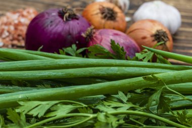 maydanoz ve Frenk soğanı ahşap tablo