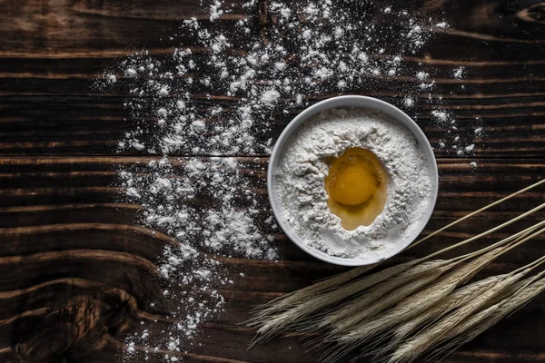 un ve yumurta, üstten görünüm