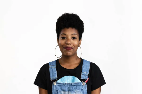 Zwarte Vrouw Portret Geïsoleerd Witte Achtergrond — Stockfoto