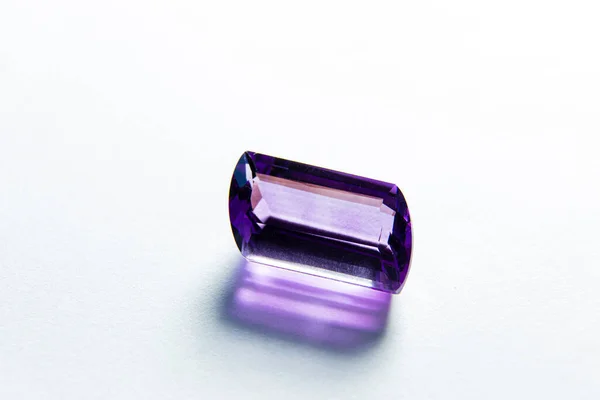 Macro Close Cut Amethyst Purple Gem — Stock Photo, Image