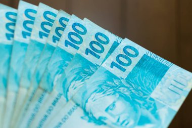 Birkaç yüz reais banknotunun makro detayları