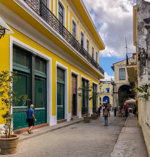 Яскраві Вулицях Гавана Куба — стокове фото