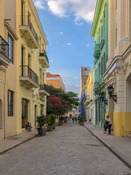 Яскраві Вулицях Гавана Куба — стокове фото