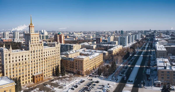 Havadan Chelyabinsk kar Cityscape drone panoramik görünümü