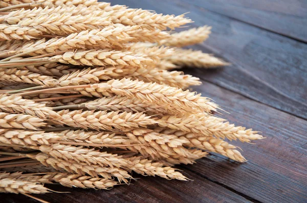 Пшеница Ржавом Деревянном Фоне — стоковое фото