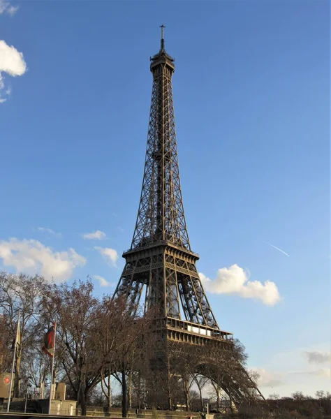 Vista Torre Eiffel Manhã Com Céu Azul Fundo — Fotografia de Stock