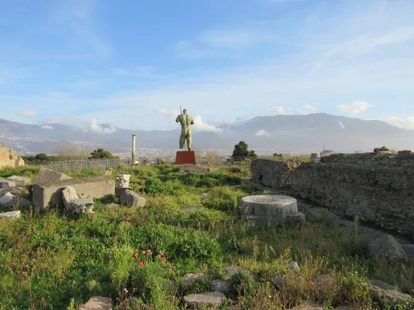 Skulptur Des Griechischen Mythologischen Künstlers Daedalus Des Polnischen Künstlers Igor — Stockfoto