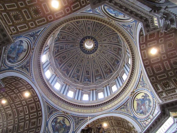 Pohled Strop Interiér Baziliky Petra Vatikánu Itálii — Stock fotografie