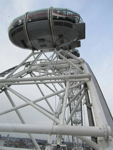 Vista Parte Superior Rueda London Eye Ferris Día Nublado Londres —  Fotos de Stock