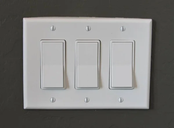 Weißer Moderner Lichtschalter Einer Bemalten Innenwand — Stockfoto