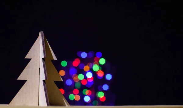 Árbol Juguete Navidad Sobre Fondo Luz Borrosa Bokeh Colorido — Foto de Stock