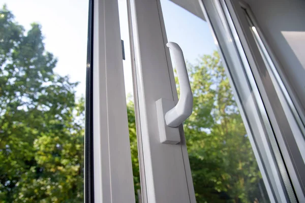 Plastik vinil pencere