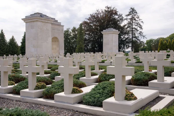 Lychakiv Mezarlığı I Polonya askeri mezarlığı (Cmentarz Orlat)