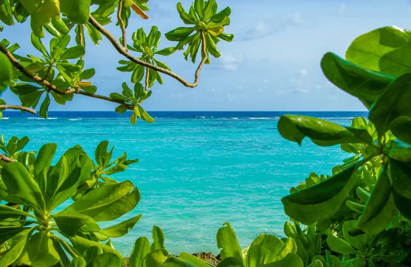 Vacker Utsikt Turkosa Havet Lagoon Med Blå Himmel Från Tropiska — Stockfoto