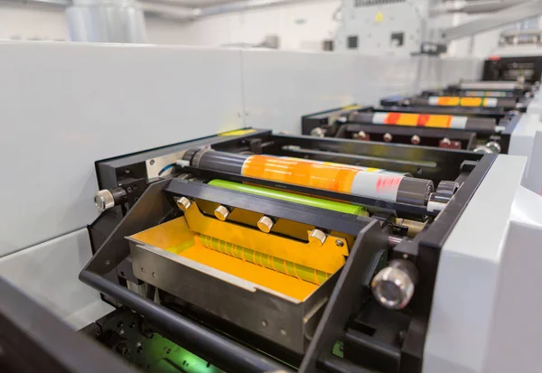 Máquina Impressão Flexográfica Com Uma Bandeja Tinta Rolo Anilox Cerâmico — Fotografia de Stock
