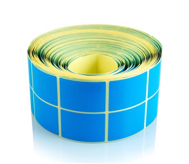 Mavi etiket izole üzerinde beyaz arka plan gölge yansıması ile rulo. Renk reel yazıcılar için bir etiket. Doğrudan termal veya termal transfer baskı için etiket. Mavi çıkartmaları. Arka plan.