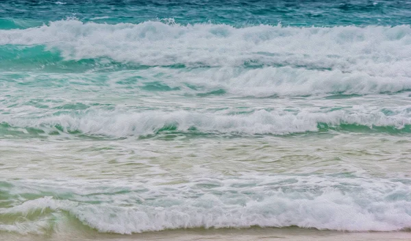 抽象绿松石海浪 — 图库照片