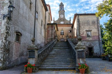 Tuscany, İtalya - 9 Eylül 2013: Santuario di Montesenario, Monte çevremize Servite manastır Binası