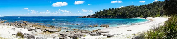 Hermoso Panorama Paisaje Tropical Con Playa Arena Laguna Con Agua — Foto de Stock