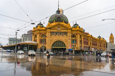Flinders street station intersection on rainy weather