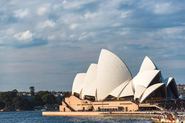 Punto Bennelong con Sydney Opera House — Foto de Stock