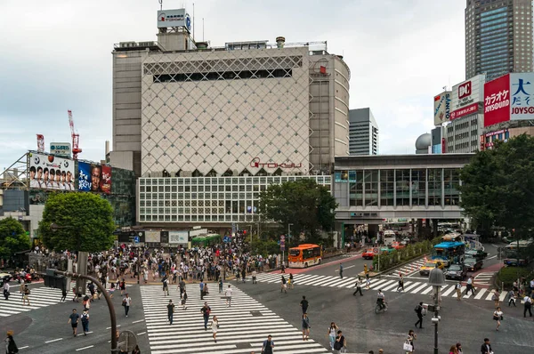 Vista aérea del famoso cruce Shibuya en Tokio — Foto de Stock