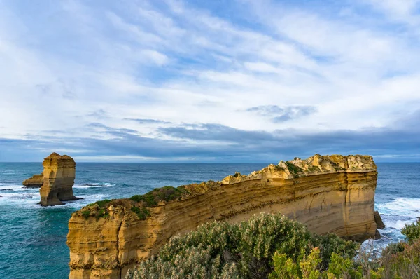 Great Ocean Road boyunca Razorback kaya oluşumu, Victoria, Austr — Stok fotoğraf