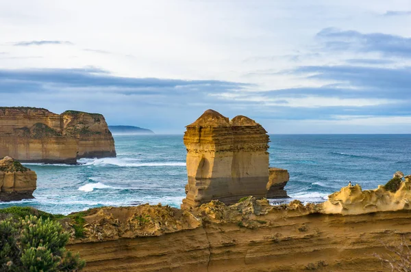 Avustralya kıyıları boyunca doğa merak kireçtaşı kaya oluşumları — Stok fotoğraf