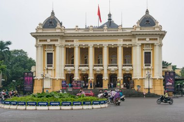Hanoi Opera Binası binası