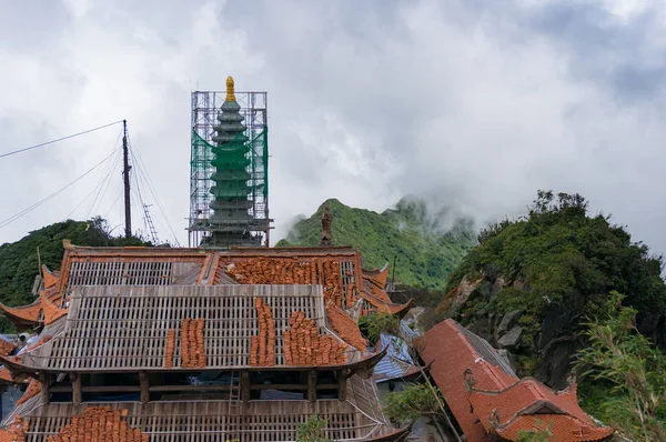 Pagoda Construction på Sipan Mountain — Stockfoto