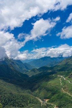 Muhteşem dağ vadisi
